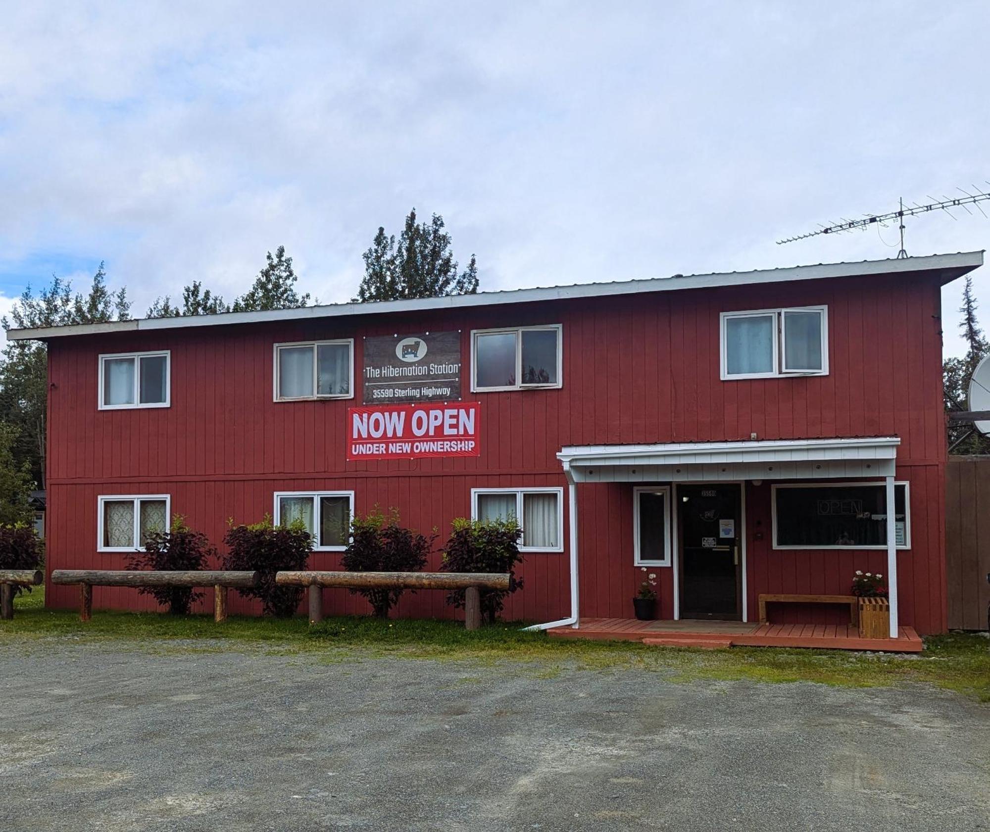 The Hibernation Station Motel Sterling Exterior photo